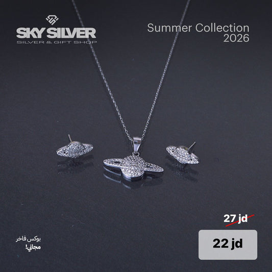 half set (  Necklace and earrings )
